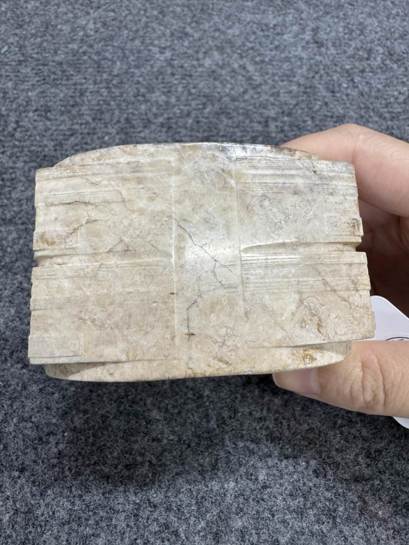 玉雕神人面紋兩節琮 - 图5