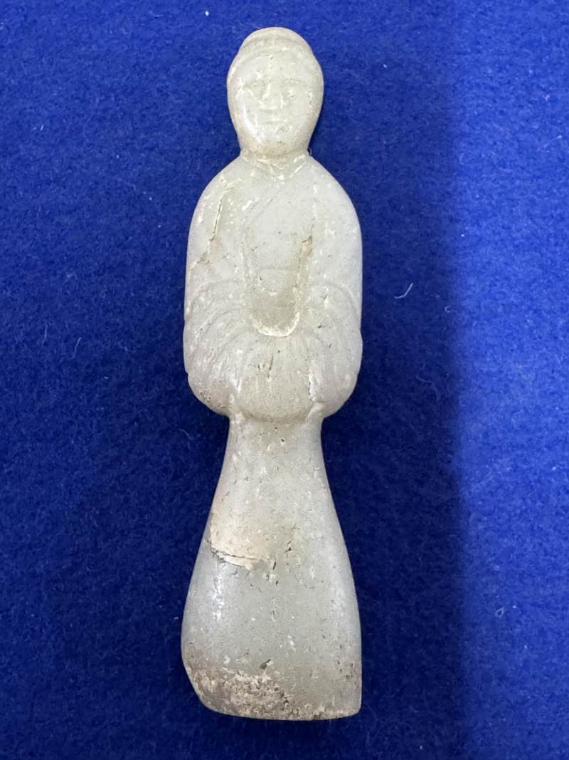 白玉侍女立像 - 图8
