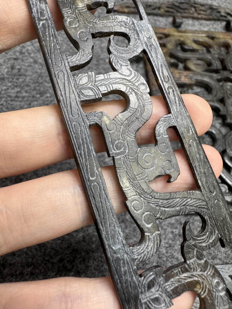 玉受沁鏤雕楚式獸面紋活環飾 - 图16