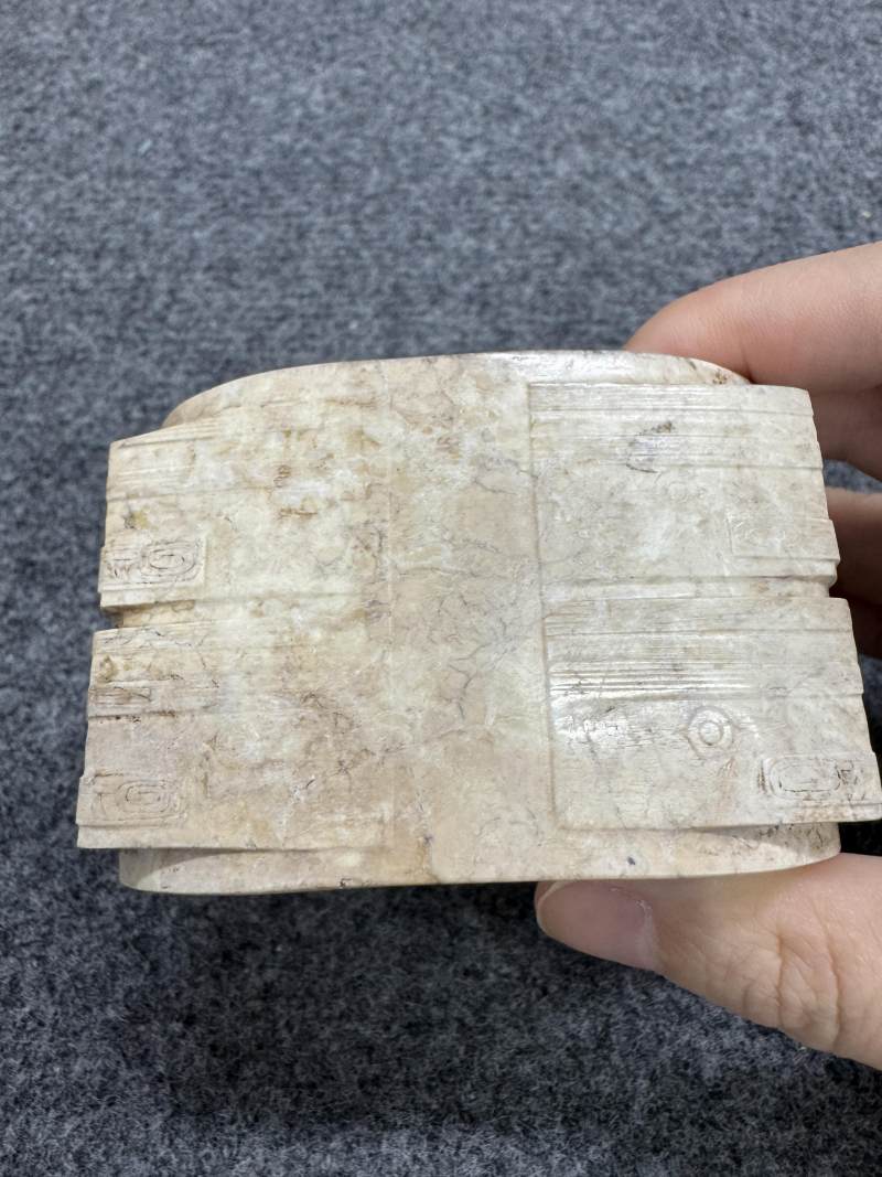玉雕神人面紋兩節琮 - 图13