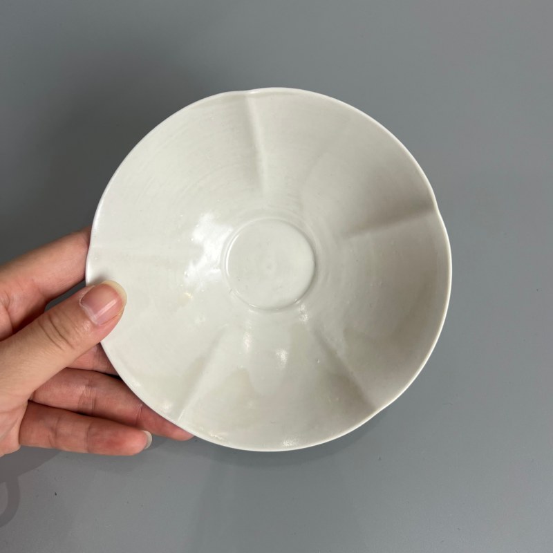 明代 白釉花口盏 - 图5