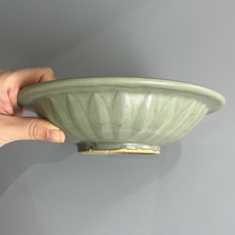 明代 龙泉窑青釉双鱼洗 - 图4