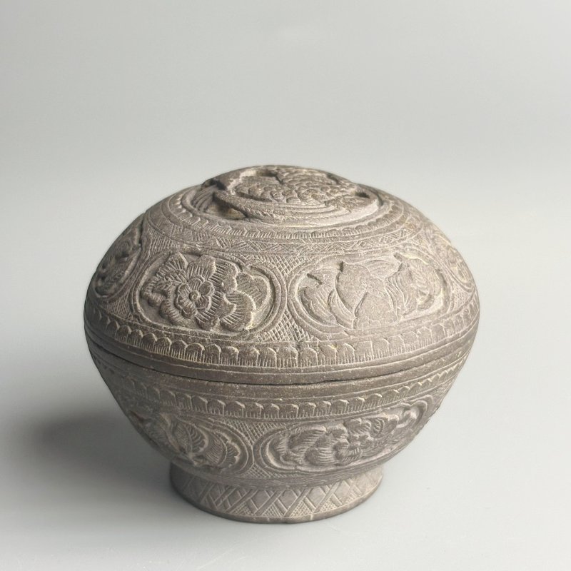 明代 端石雕花鸟纹香盒
