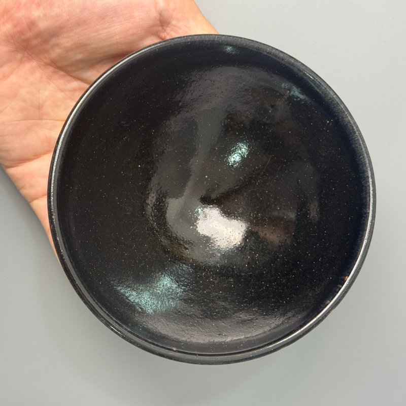 明代 乌金釉窑变金星茶盏 - 图2