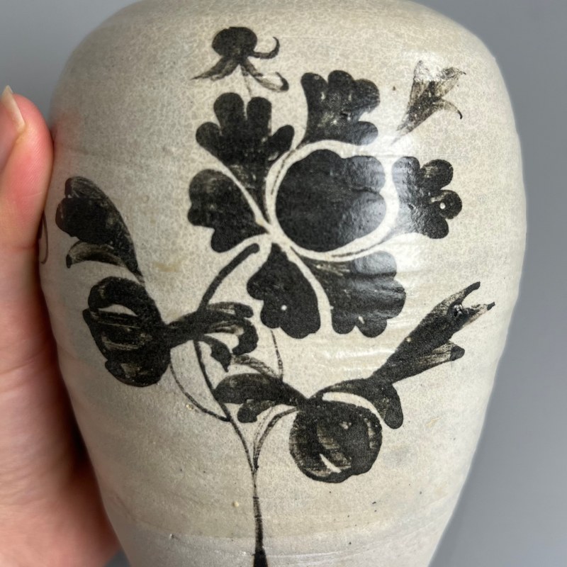 明代 吉州窑花卉纹梅瓶一对 - 图16