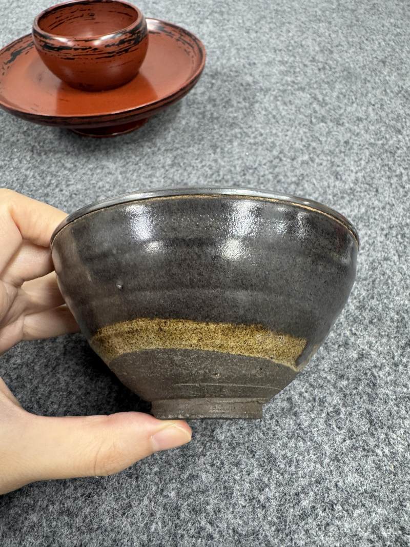 建窯「灰被天目」碗 帶日本朱漆盞托 - 图6