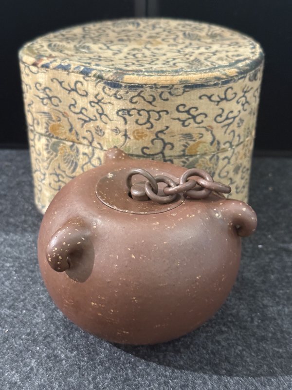 清 “陳鳴遠”製博浪錘紫砂壺 - 图4