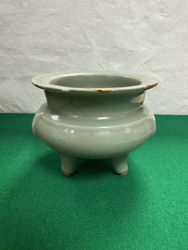 龍泉窯粉青釉鬲式爐 - 图3