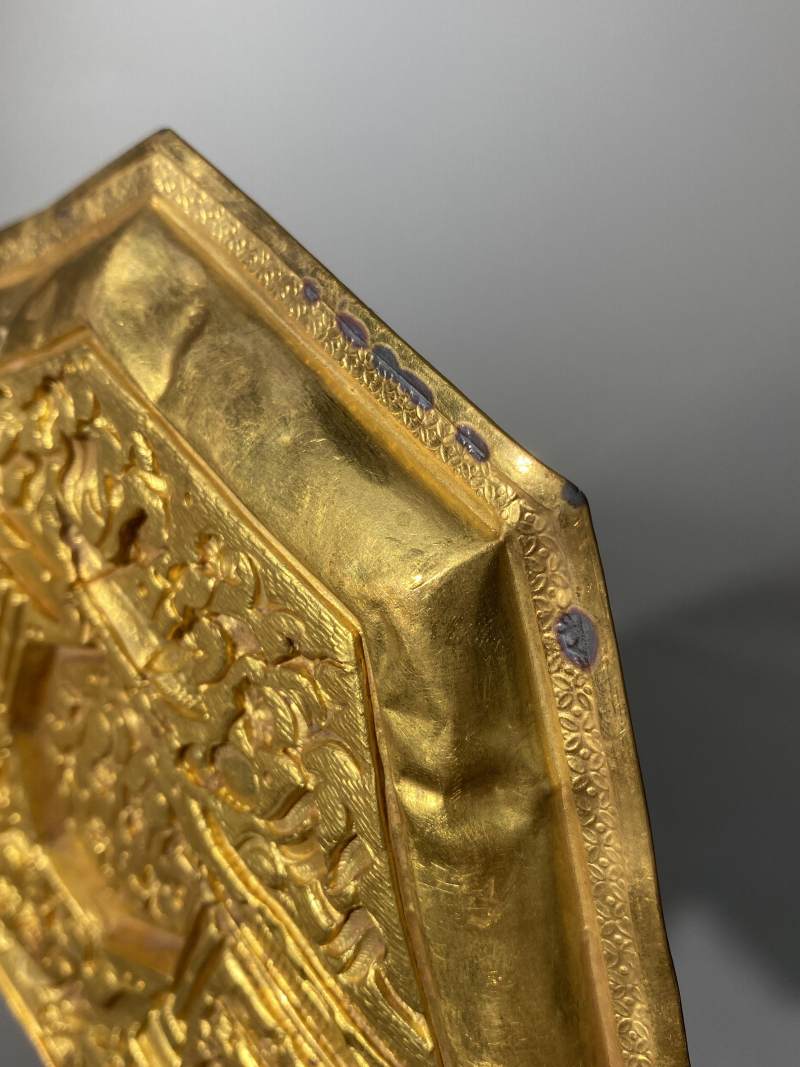 金質浮雕人物故事花卉紋高足盞連盞托 - 图15