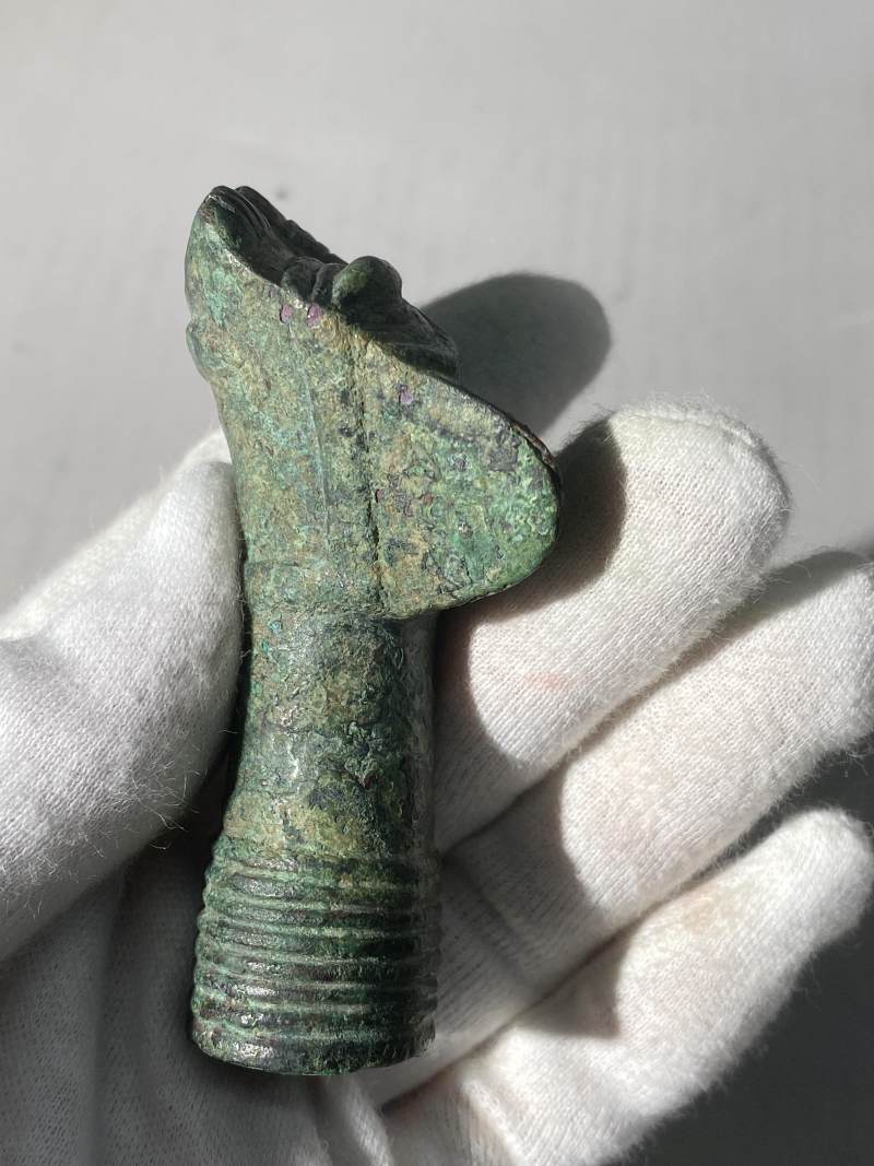 青銅大型獸首磨刀石 - 图6