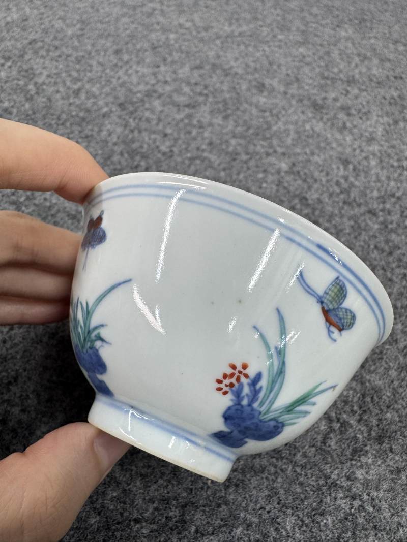 清康熙 鬥彩蝴蝶紋杯 - 图5