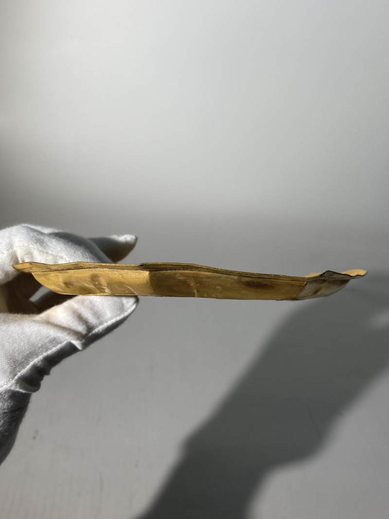 金質浮雕人物故事花卉紋高足盞連盞托 - 图16