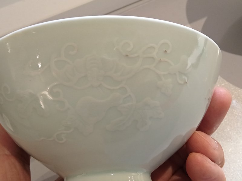 清雍正 粉青釉模印福祿萬代紋雞心碗一對 - 图14