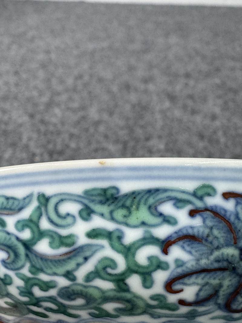 清雍正 鬥彩蓮紋盤 - 图18