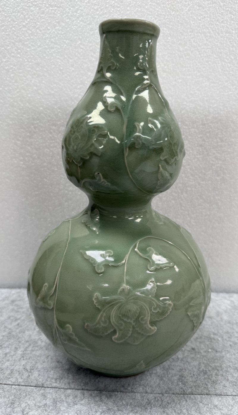 元 龍泉貼花纏枝牡丹紋葫蘆瓶 - 图5