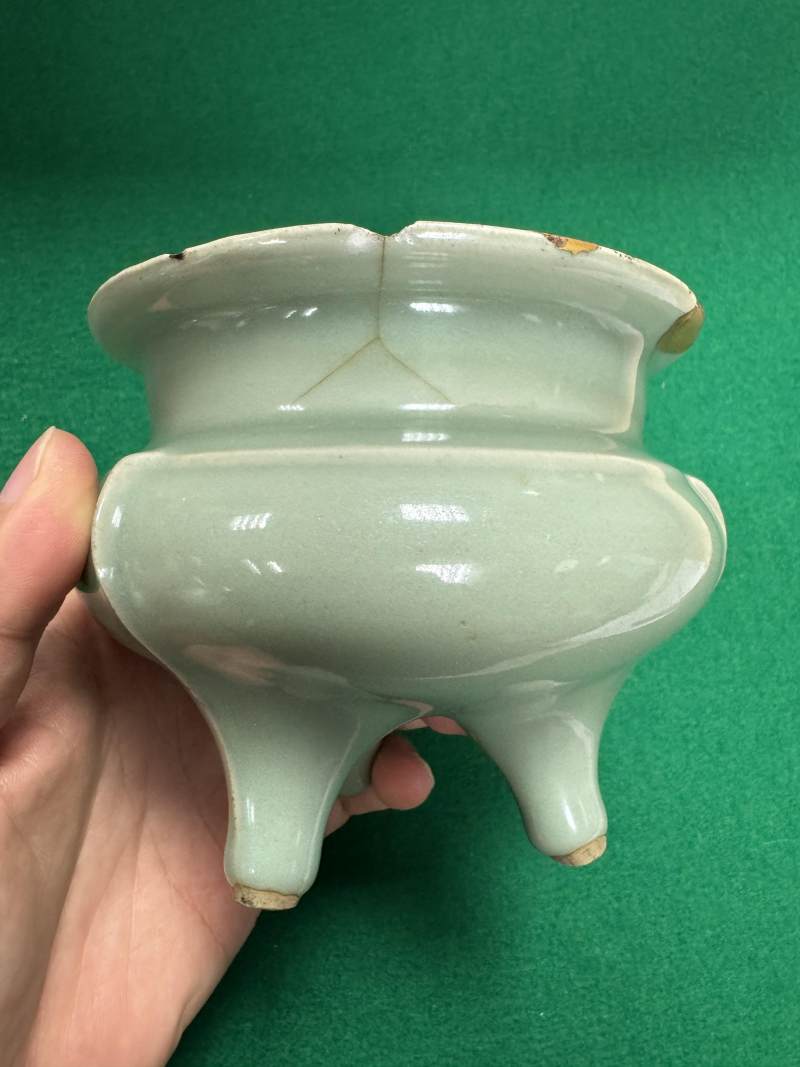 龍泉窯粉青釉鬲式爐 - 图12
