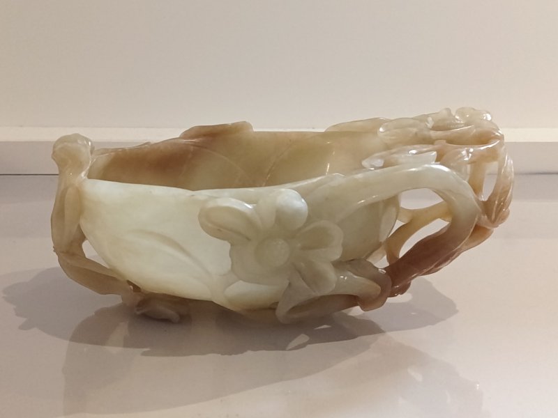 明 青白玉桃花杯 - 图2