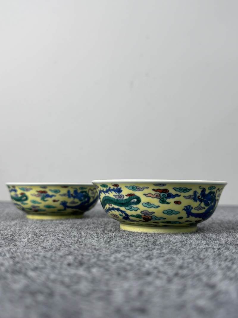 清康熙 黃地鬥彩龍鳳紋碗一對 - 图2