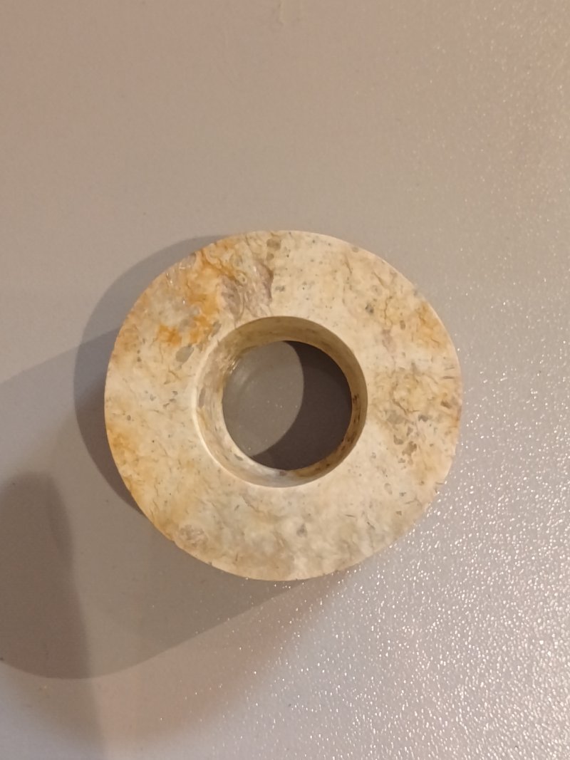 良渚文化  青白玉紅沁素系璧一對 - 图4
