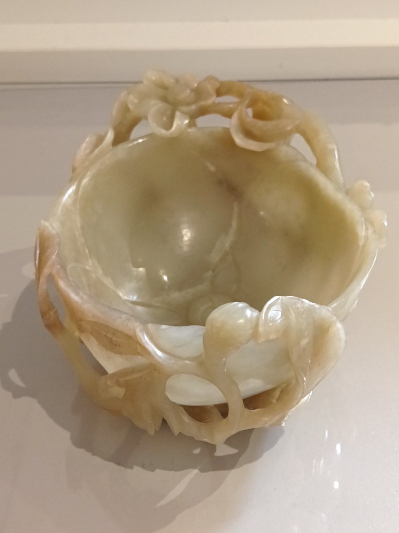 明 青白玉桃花杯 - 图5