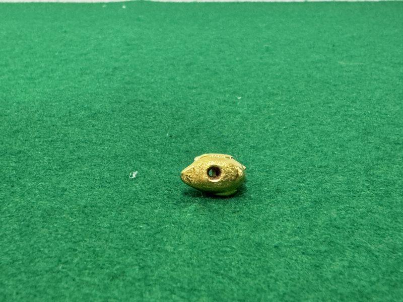 金質臥鳥和金鳩形方柱器 - 图7