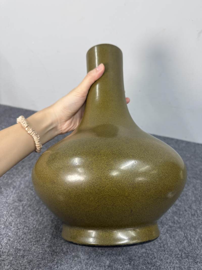 清道光 茶葉末釉荸薺瓶 - 图4