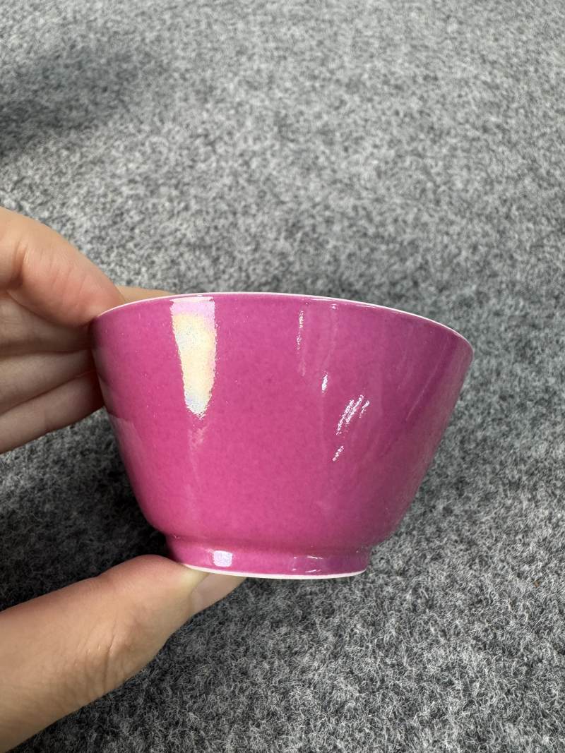 清雍正 胭脂紅釉內粉彩瓜果紋杯一對 - 图6
