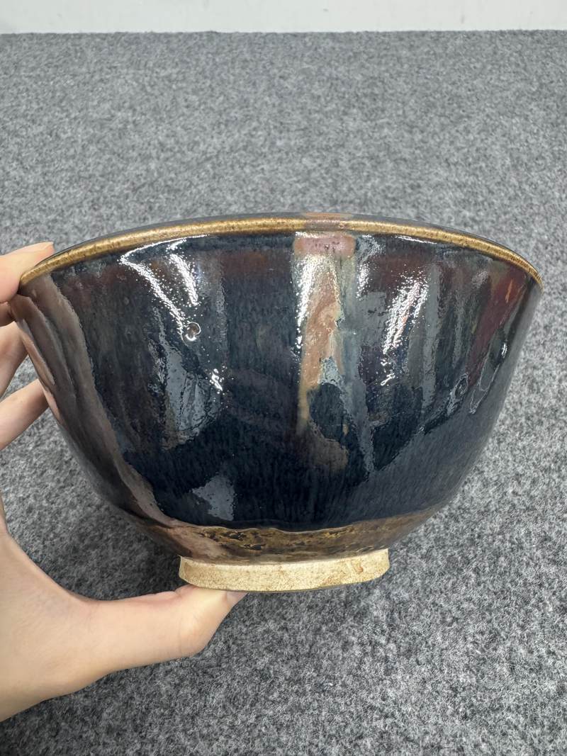 黑釉菊瓣紋鐵鏽斑碗 - 图4