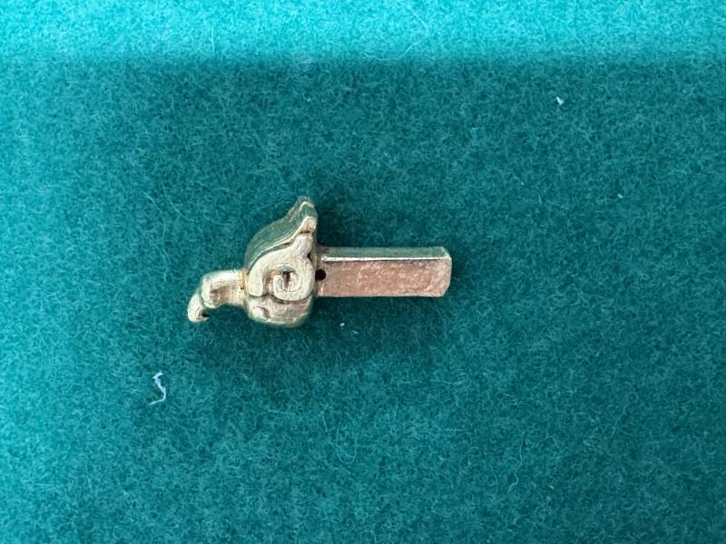 金質臥鳥和金鳩形方柱器 - 图8