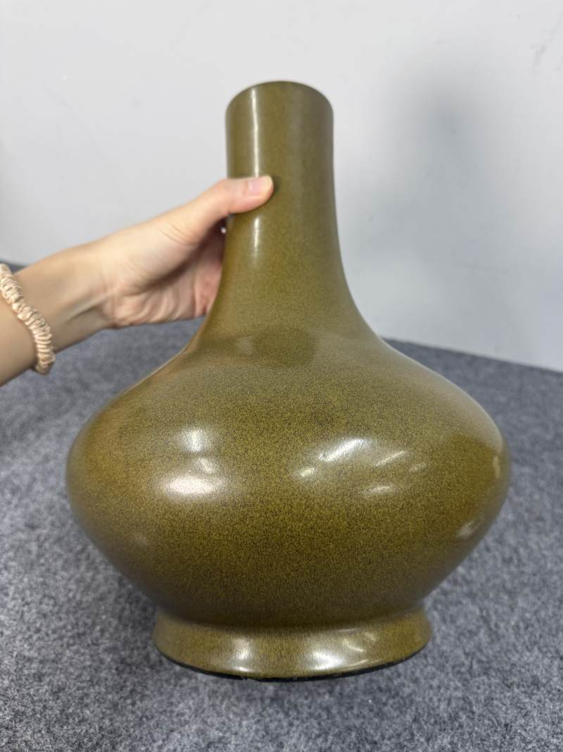清道光 茶葉末釉荸薺瓶 - 图5