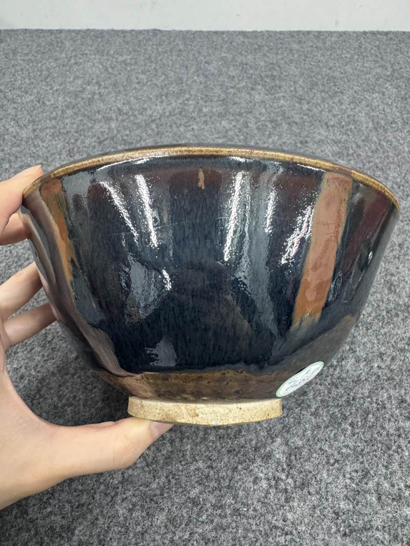 黑釉菊瓣紋鐵鏽斑碗 - 图5