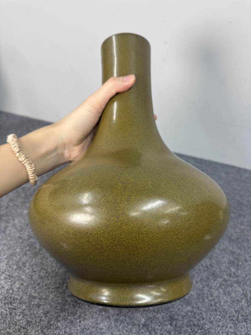 清道光 茶葉末釉荸薺瓶 - 图6