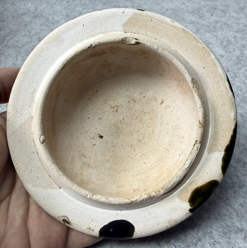 唐三彩蓋罐 - 图9
