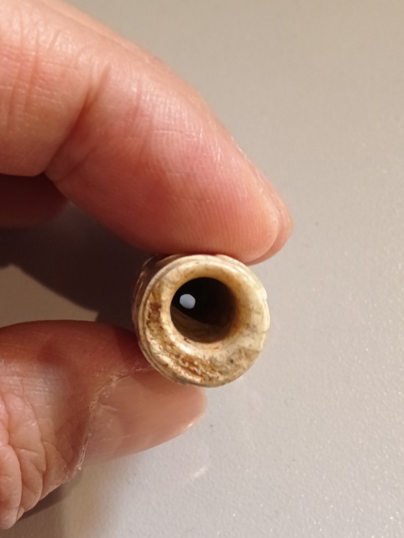 良渚文化  青白玉獸面紋三層勒子 - 图5