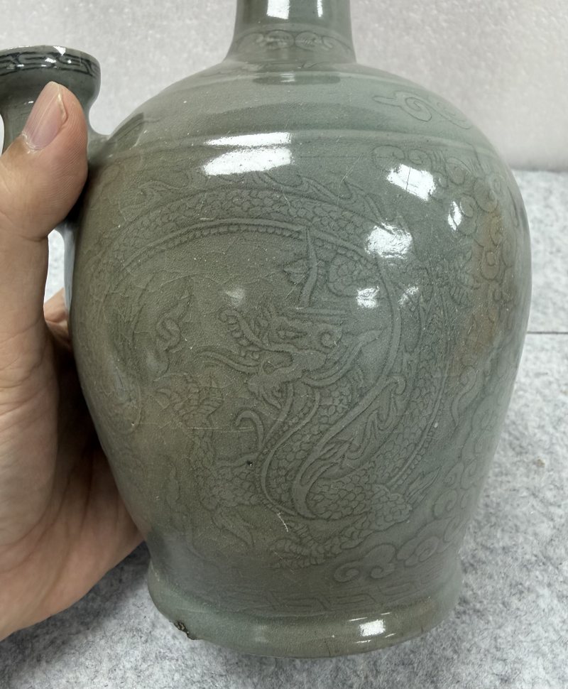 十二世紀高麗青瓷刻龍紋淨瓶 - 图13