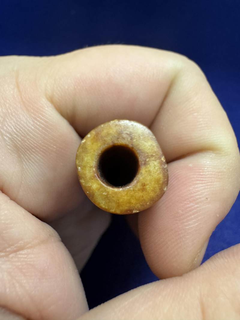 玉勒、玉錐形器和黃玉璧各一件 - 图22