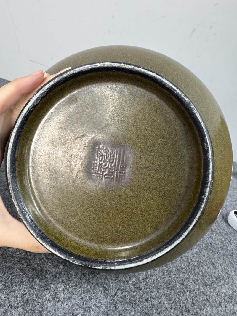 清道光 茶葉末釉荸薺瓶 - 图8