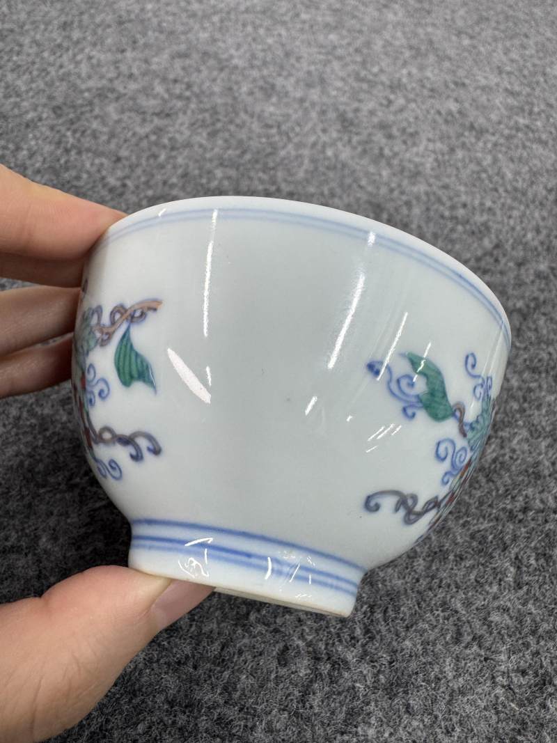 清雍正 鬥彩葡萄紋杯 - 图3