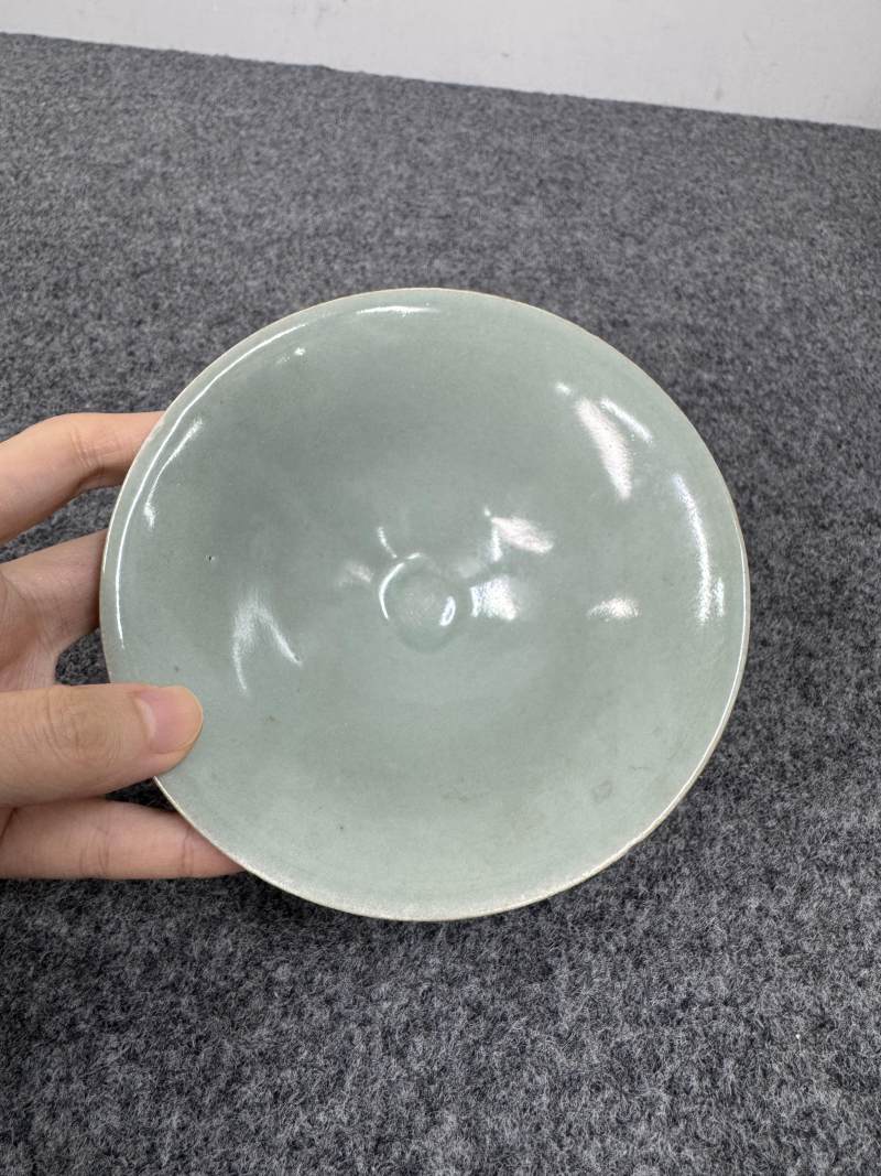 龍泉窯青釉斗笠盞 - 图6