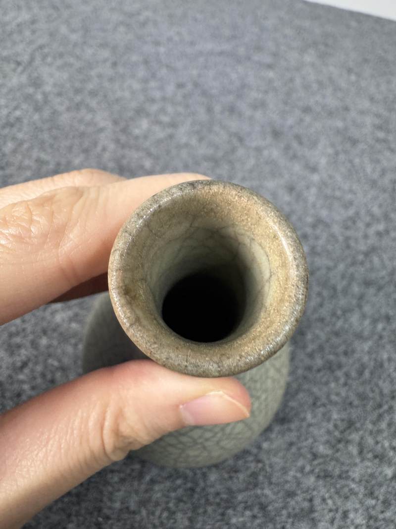 哥窯膽瓶 - 图8