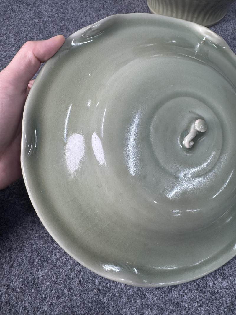 元 龍泉窯青釉蓋罐 - 图5