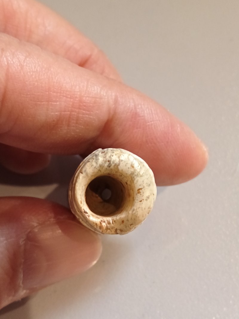 良渚文化  青白玉獸面紋三層勒子 - 图7