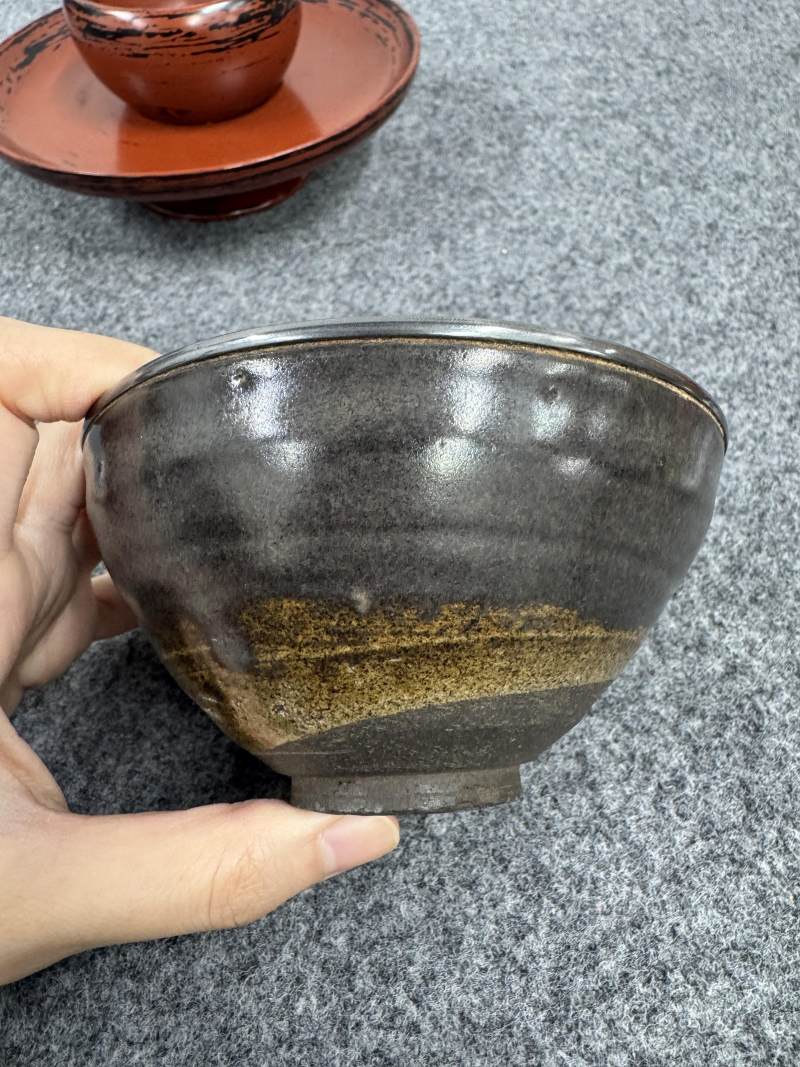 建窯「灰被天目」碗 帶日本朱漆盞托 - 图8