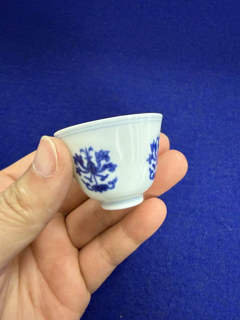 清雍正 青花蓮紋小杯一對 - 图10