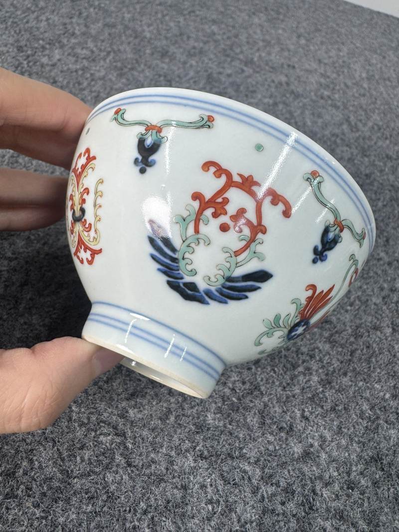 清道光 鬥彩忍冬紋碗 - 图5