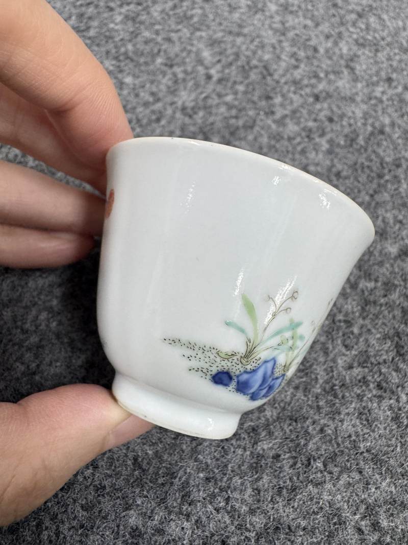 清乾隆 五彩水仙花花神杯 - 图6