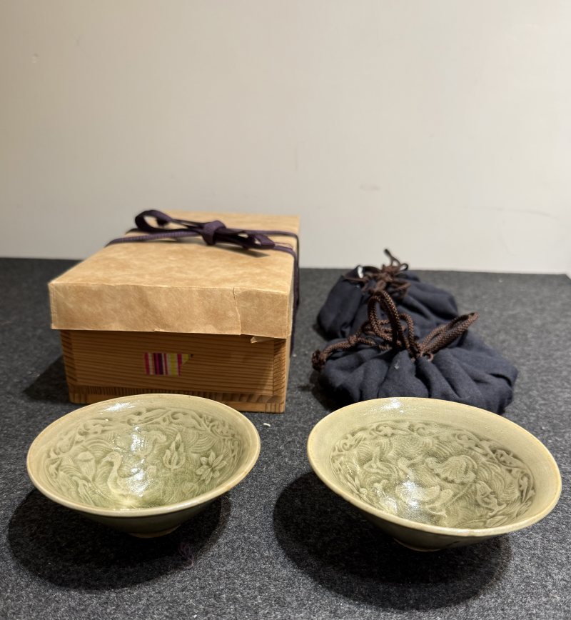 北宋耀州窯青釉剔刻滿池嬌圖斗笠茶盞一對 - 图4