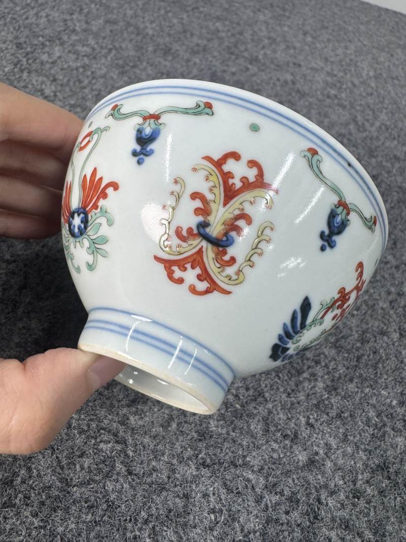 清道光 鬥彩忍冬紋碗 - 图7