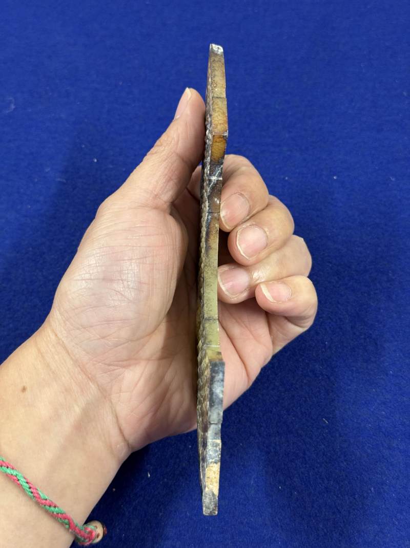 黃玉受沁出脊璜一對 - 图24
