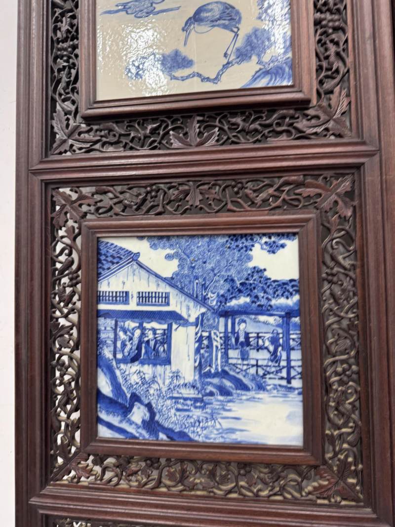 清 青花耕織圖花鳥屏風八扇 - 图35